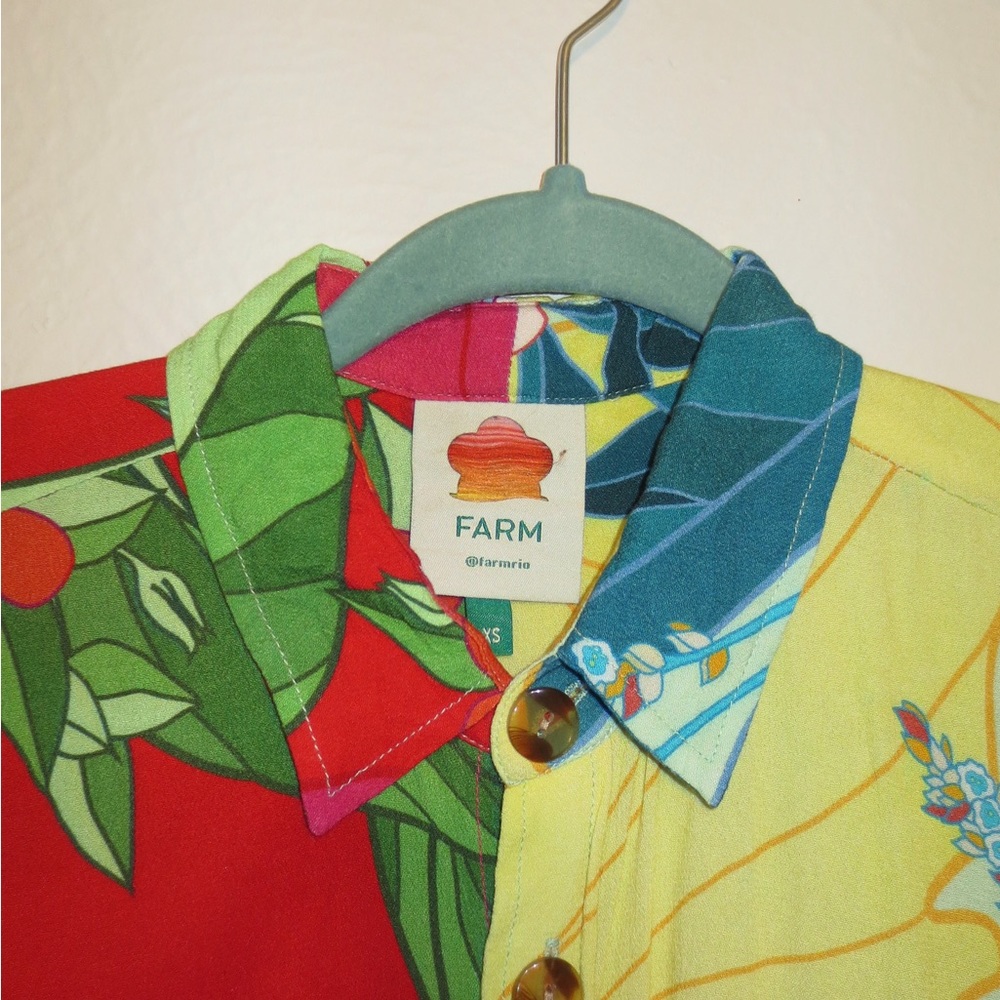 Farm Rio Button Down Collared Shirt - Picture 3 of 9